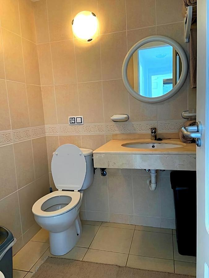 Spectacular Sea Views 2 Bedrooms In Villa Marina เบนิดอร์ม ภายนอก รูปภาพ